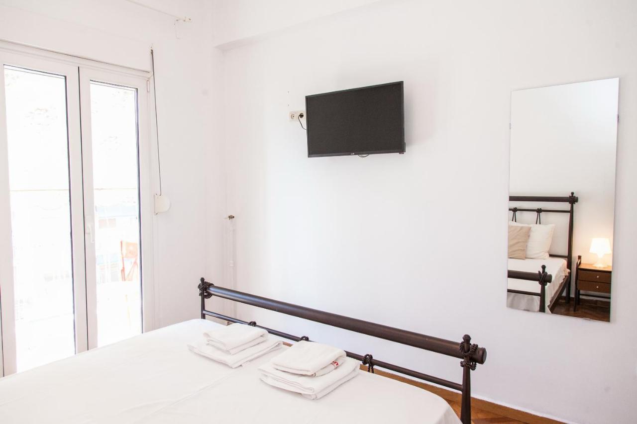 Beautiful New Decorated Apt In Athens Apartamento Exterior foto